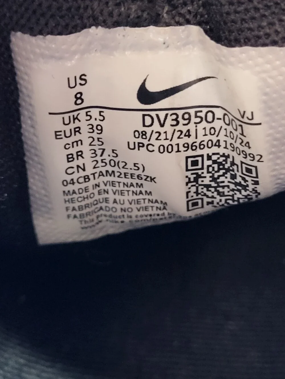 Nike Free Metcon 5 Womens Size 8 Black White Athletic Running Shoes Sneakers